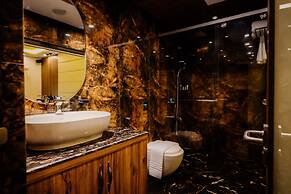 Krishna Beach Resort and Spa