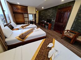 Lisha Grand Hotel
