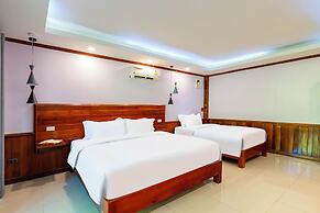 Lisha Grand Hotel