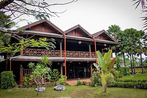 Lisha Grand Hotel