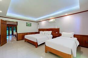 Lisha Grand Hotel