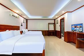Lisha Grand Hotel