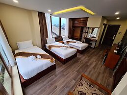 Lisha Grand Hotel