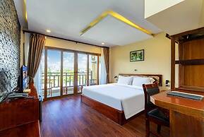 Lisha Grand Hotel