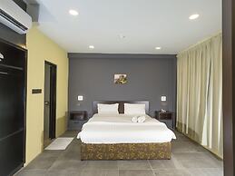 OYO 89619 De Choice Hotel