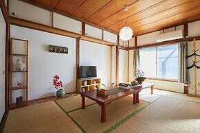 Comma House Nakano