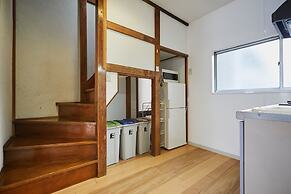 Comma House Nakano