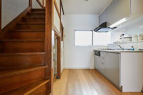 Comma House Nakano