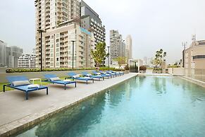 The Quarter Phromphong by UHG