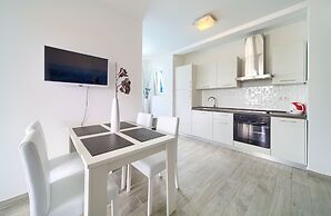 Apartments Mali Nono