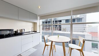 International Service Apartments