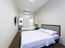 Raintree Hotel