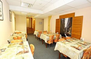 Maria Hotel