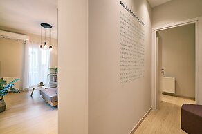 Olympic Spirit Apt in N. Kosmos
