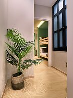 Olympic Spirit Apt in N. Kosmos
