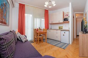 Apartments Emi