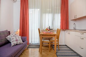 Apartments Emi