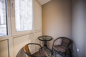 KievApts Pushkinskaya 10