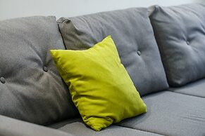 KievApts Pushkinskaya 10