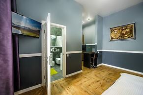 KievApts Pushkinskaya 10