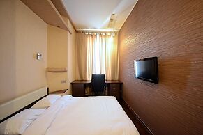 KievApts Pushkinskaya 10