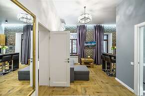 KievApts Pushkinskaya 10
