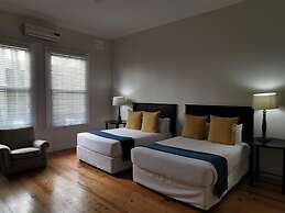 Madeline Grove B&B