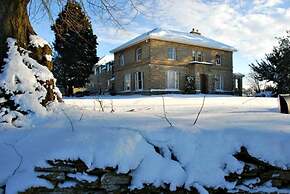 Walltree House