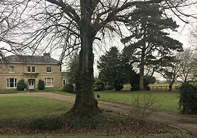 Walltree House