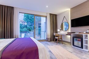 Melanippe Relaxing Hotel - Adults Only