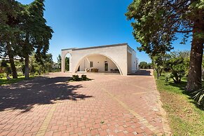 Villa Emary