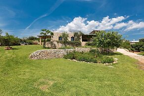 Villa Elaion