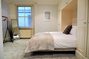 Oxford Apartments