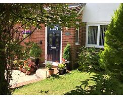 Queens Road Rental - Winchester Accommodation