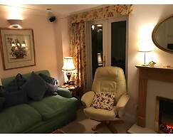 Queens Road Rental - Winchester Accommodation