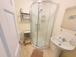 2-bed Flat With Superfast Wi-fi DW Lettings 29br
