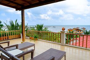 Naomi Resort