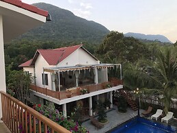 Naomi Resort
