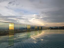 Ekocheras Suite