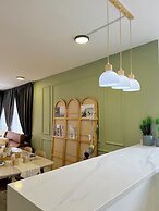 Ekocheras Suite