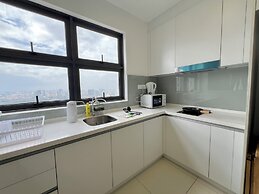 Ekocheras Suite