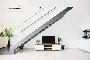 Ekocheras Suite