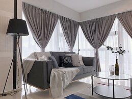 Ekocheras Suite