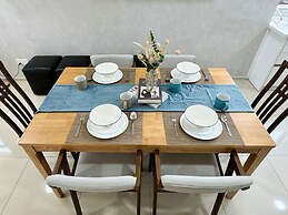 Ekocheras Suite