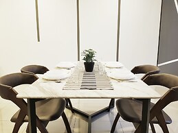 Ekocheras Suite