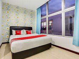 OYO 89583 Grove Hotel
