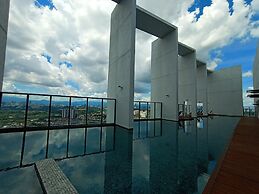 The Hub SS2 by manatidur