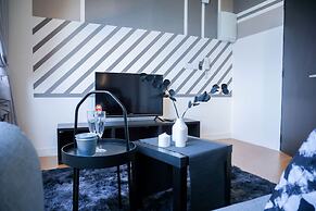 The Hub SS2 by manatidur