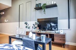 The Hub SS2 by manatidur