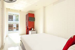OYO 604 Queen Hotel